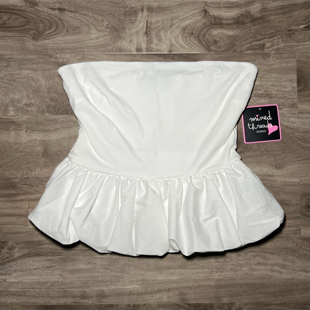 NWT Minted Threads White Ruffled Tube Top